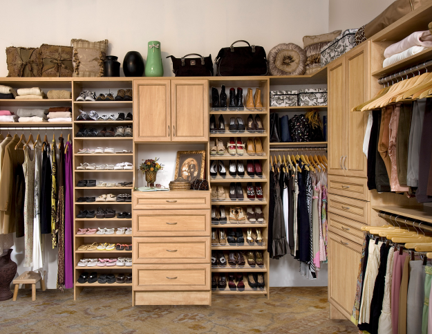 Best Closet Design Ideas which Help You Organize Your Shoes