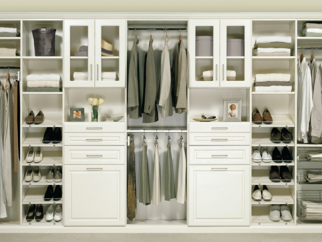 Drawers and Shelves – Two Must-Haves of a Well-Organized Closet