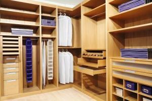 Tips for Hiring a Professional Closet Organizer